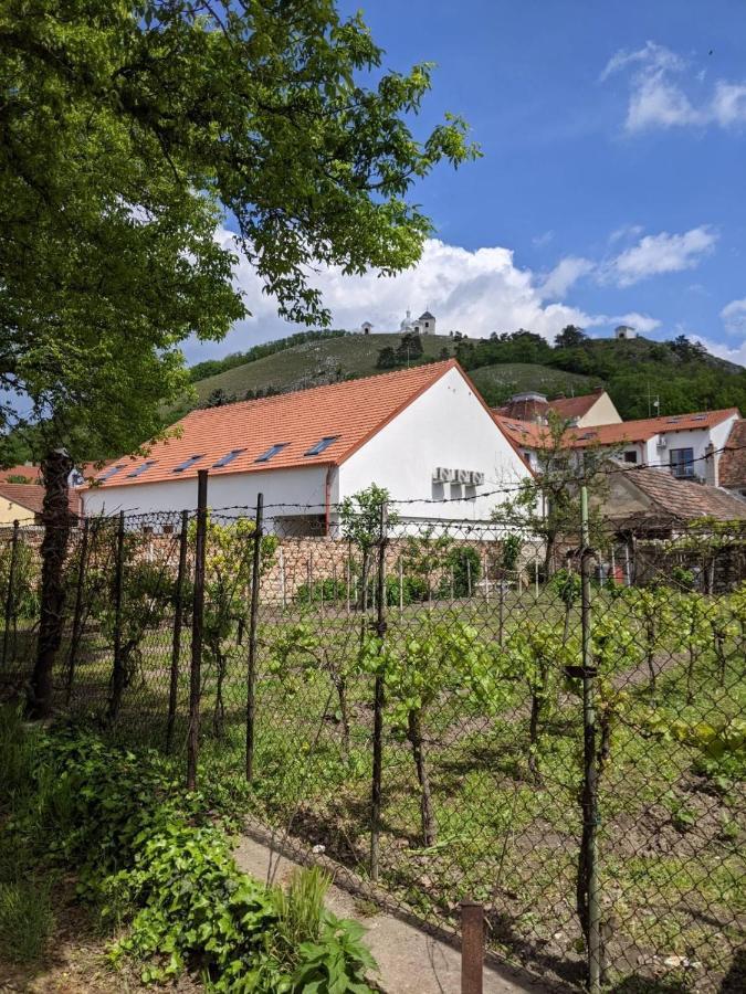 RV apartmán Mikulov Esterno foto