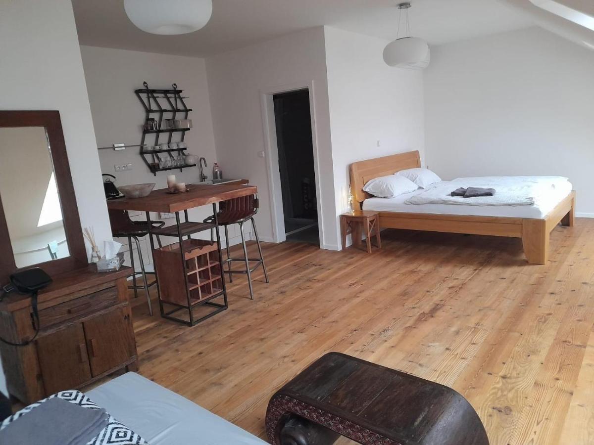 RV apartmán Mikulov Esterno foto