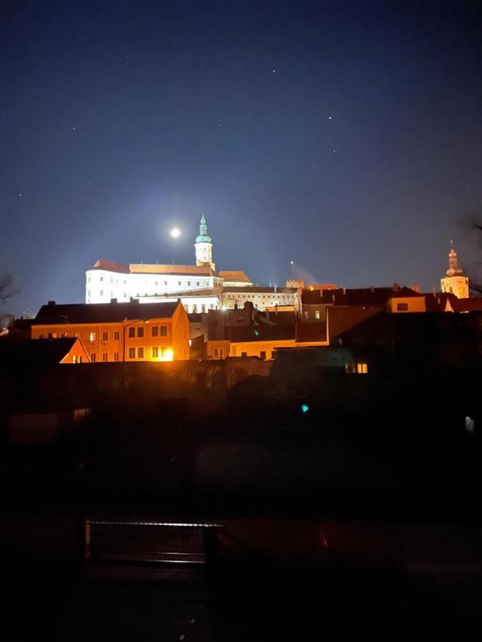 RV apartmán Mikulov Esterno foto