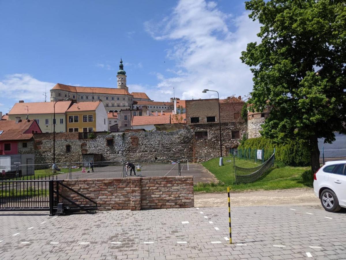 RV apartmán Mikulov Esterno foto